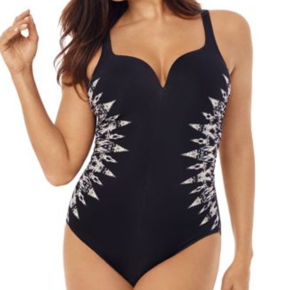 Miraclesuit Temptress Black White Ikat One Piece Swimsuit Tummy Control 20W NEW